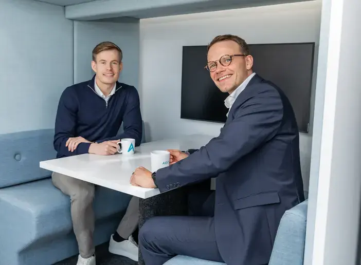 Ascender Vest 39-1 webp-1